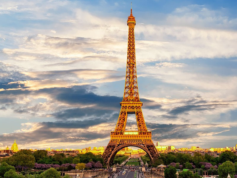 Como economizar com hospedagem na Europa em Paris