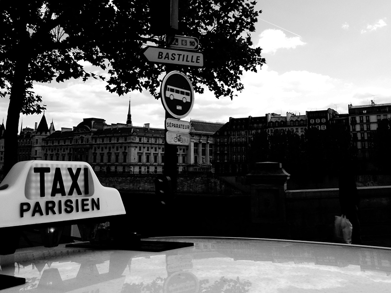 Taxi em Paris